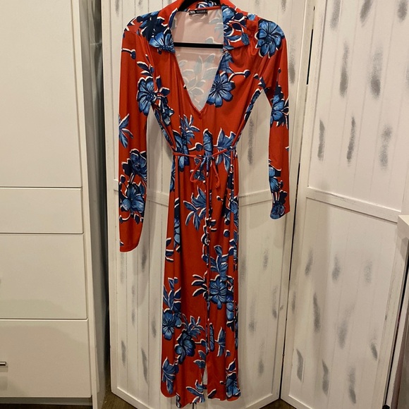 Zara dress - Picture 1 of 5